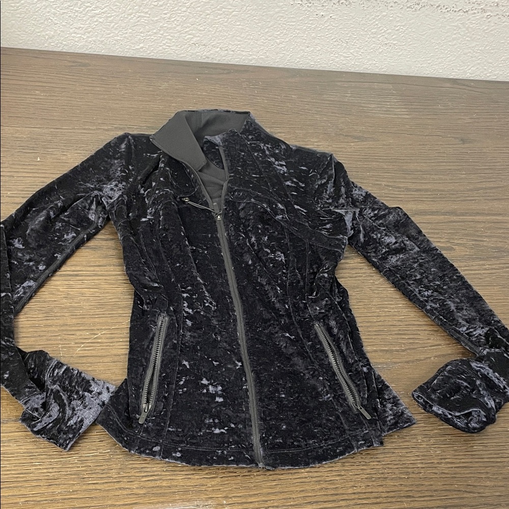 Lululemon soft zip up sweater/jacket